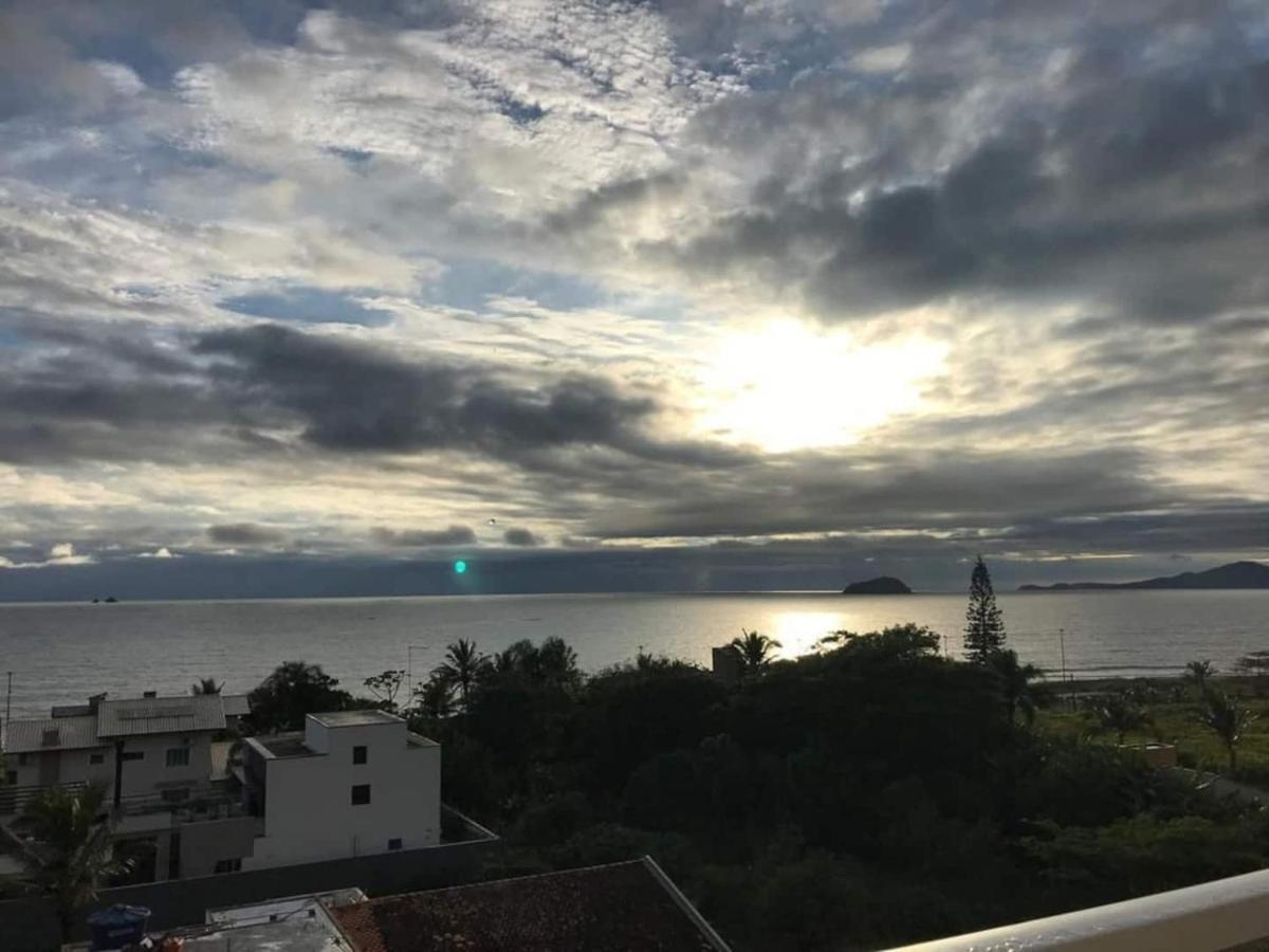 Aptos Em Home Club Frente Mar Com Area De Lazer Completa Penha  Ngoại thất bức ảnh