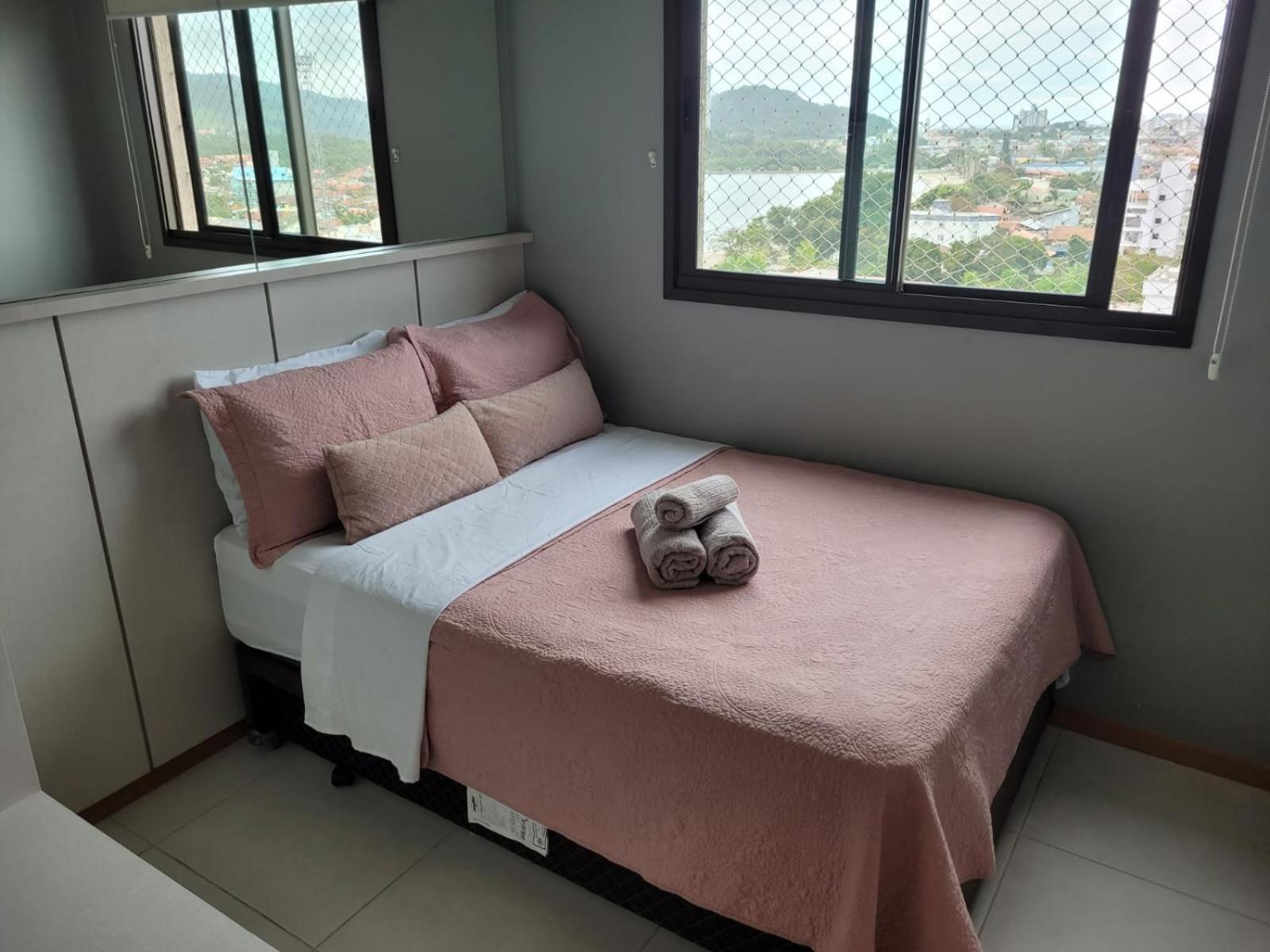 Aptos Em Home Club Frente Mar Com Area De Lazer Completa Penha  Phòng bức ảnh